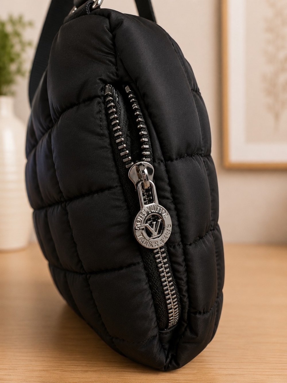 💖 Valentino Orlandi Black Quilted Crossbody Bag – New With Tags 💖 - Picture 4 of 4